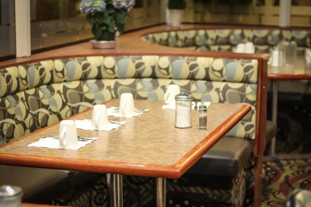 Continental Inn & Suites Edmonton 3*,  Canada