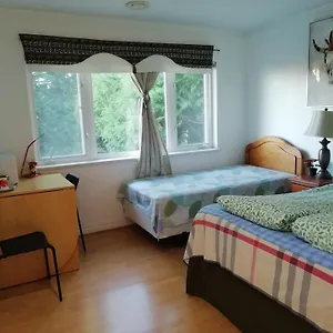  Homestay Lido Family Canada